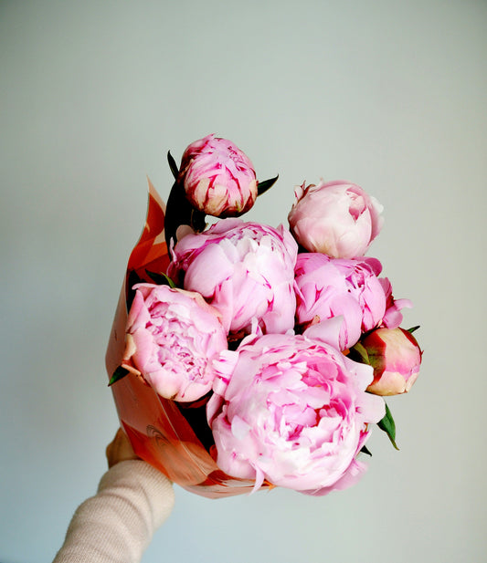 Pink Flower Bouquet - Luxury Wrapping