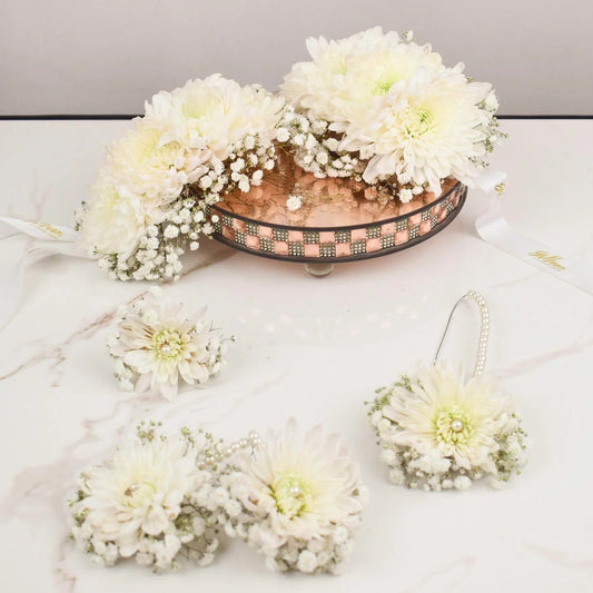 White Floral Jewelry Set Flower House
