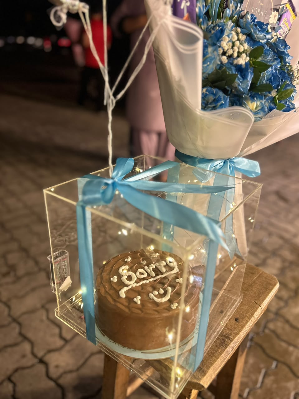 Blue rose and Cadbury chocolate bouquet with personalized cake — Blue Noir combo by Flower House Lahore